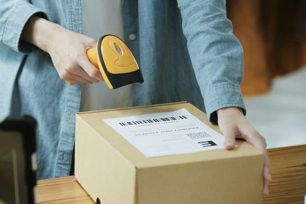 Comprendre l'importance du code-barre dans le commerce moderne